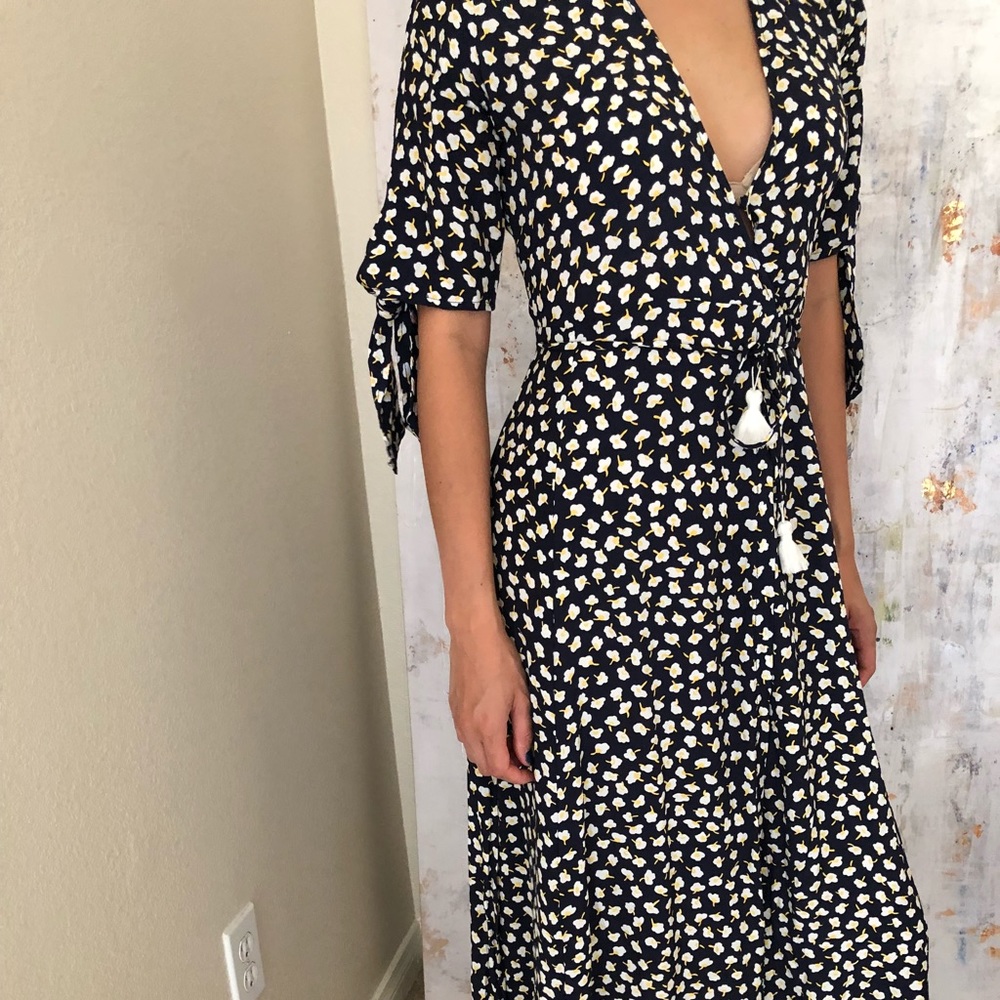 Alcove floral tassel dress size XS